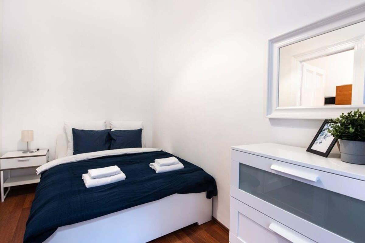 Very Convenient Large Ac Place Appartamento *